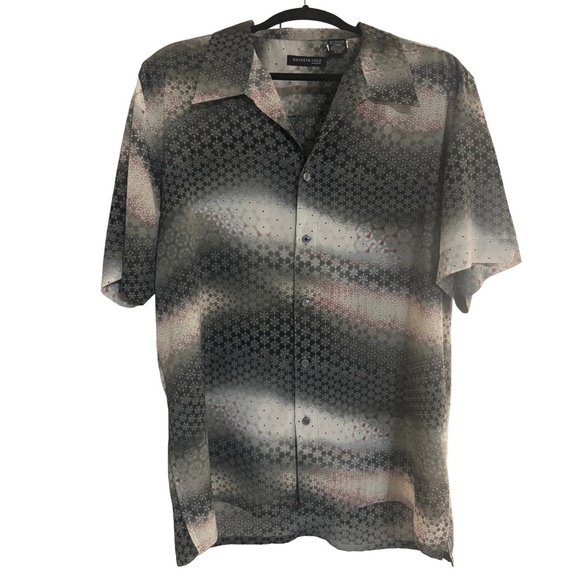 Kenneth Cole New York Other - Kenneth Cole New York Abstract Printed Short Sleeve Button Up